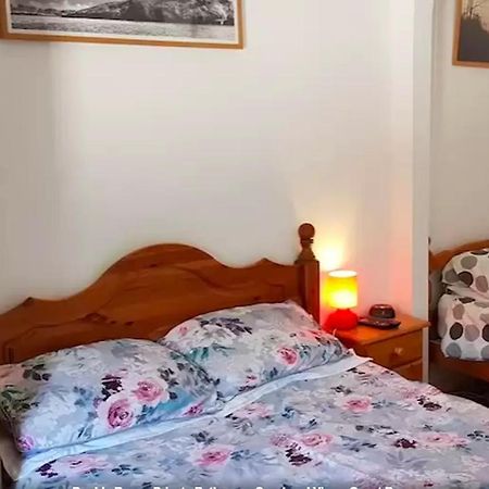 Ottleys Guest House Theydon Bois Екстер'єр фото
